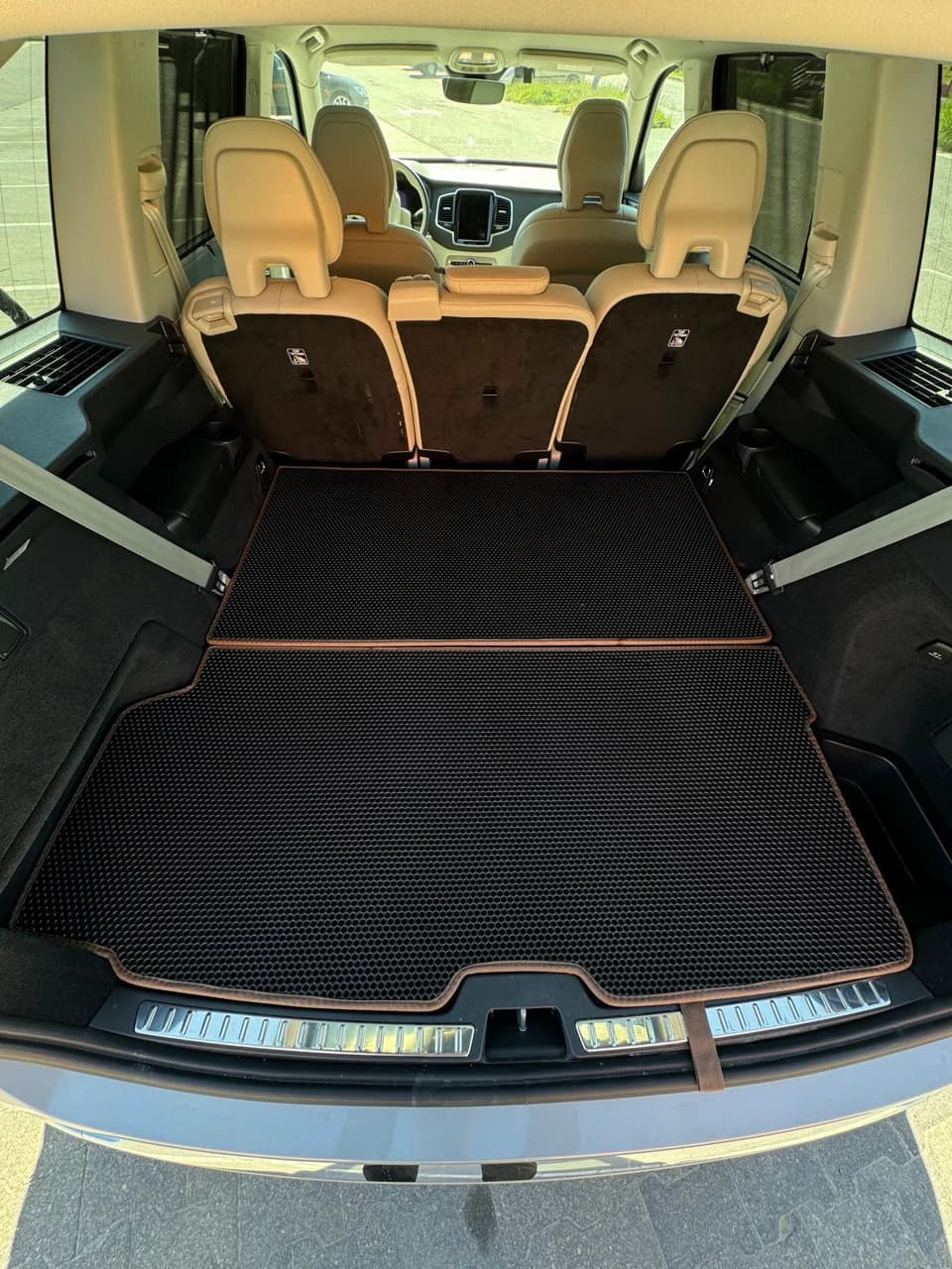 Dywaniki samochodowe EVA - porównanie